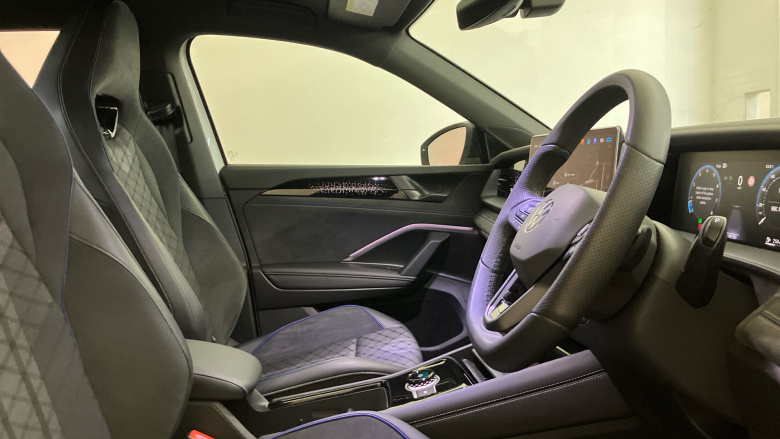 Volkswagen Tayron 1.5 eTSI R-Line 5dr DSG7 [7 Seat] Petrol Estate